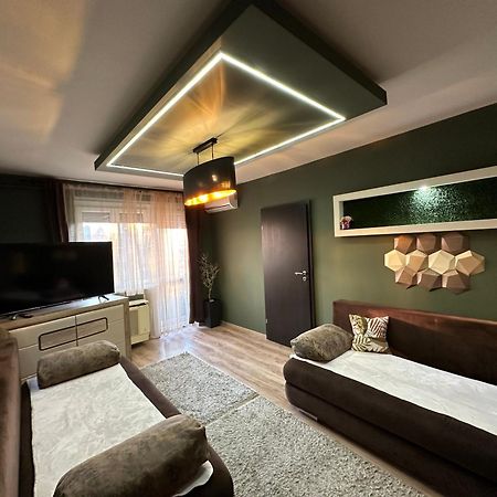 Mox Downtown Apartman Debrecen Extérieur photo